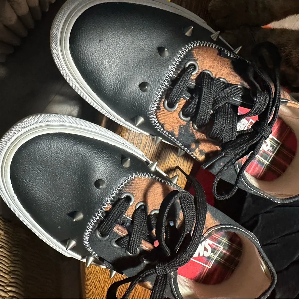 unisex VANs size 6 1/2 mens or 8 womens , black, leopard, plaid , & spiked - Picture 1 of 8